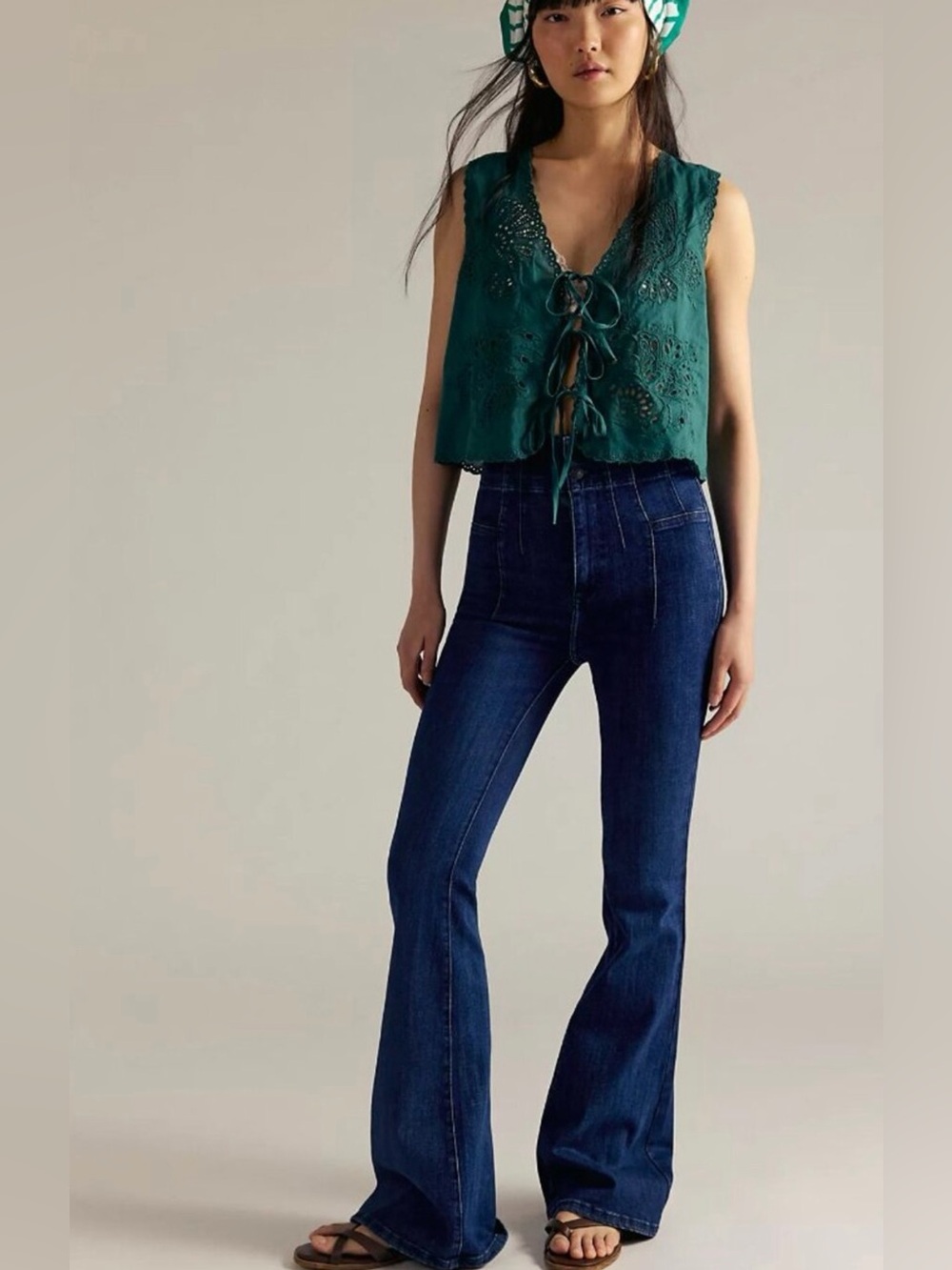 Free People Free People We The Free Jayde Flare Jeans Dark Wash Size 28 EUC